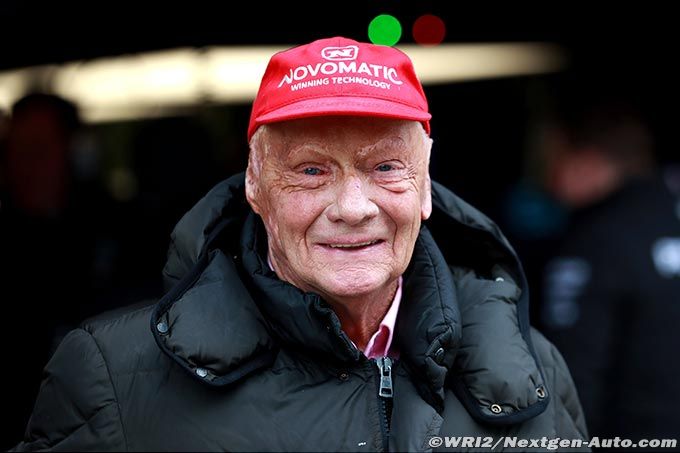 Lauda leaves hospital after influenza