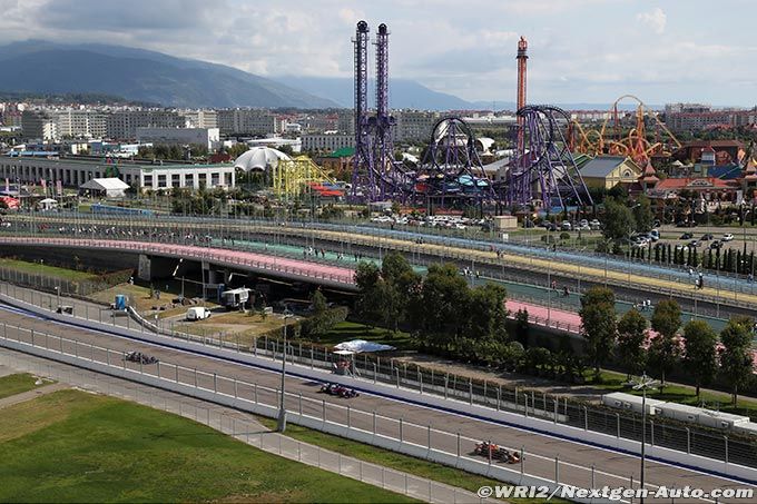 Sochi to make F1 track surface more (…)