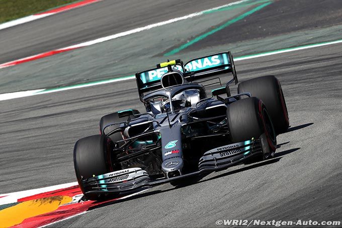 Spain, FP2: Bottas continues to (...)