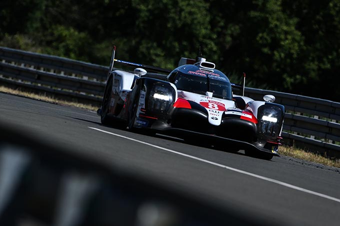 La Toyota d'Alonso/Buemi/Nakajima