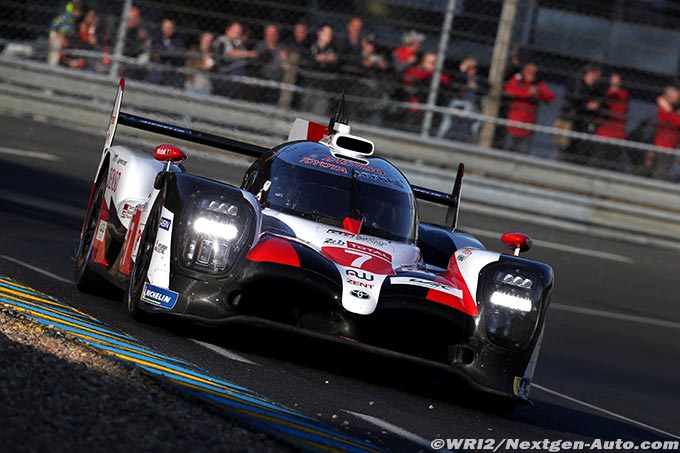 24h du Mans, H+1 : Toyota creuse (…)