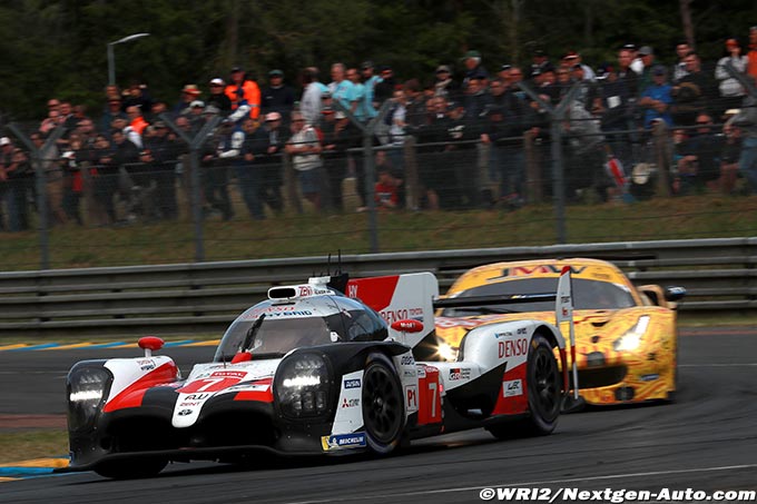 24h du Mans, H+18 : La Toyota n°7 (…)
