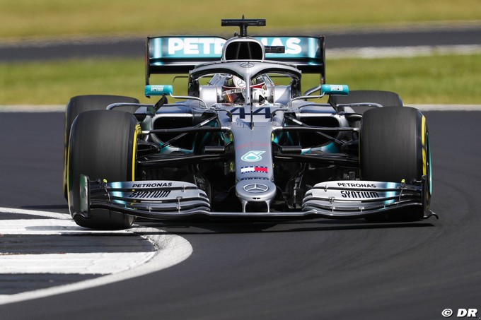 Silverstone, EL2 : Bottas et Hamilton