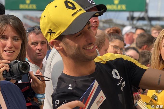 Ricciardo pense que le respect est (…)