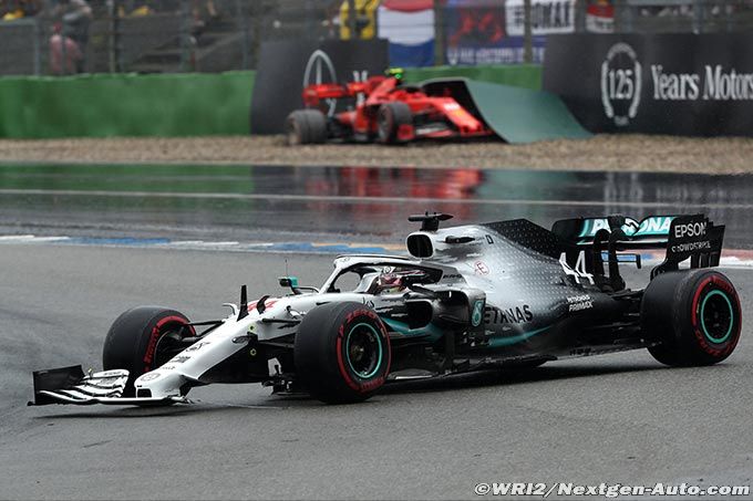 Mercedes a refusé que Hamilton (…)