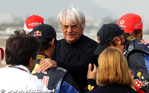 Ecclestone veut que Briatore travaille