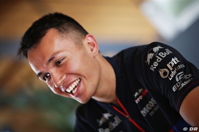 Official: Albon replaces Gasly at (…)