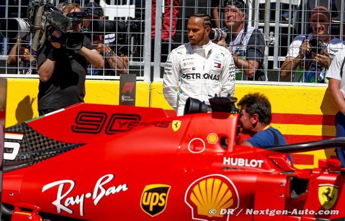 Hamilton admits Ferrari switch (…)