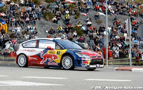 Loeb and Elena make the C4 WRC (...)
