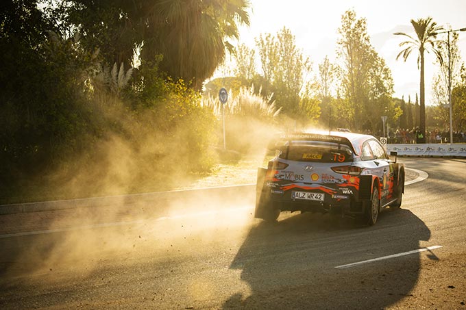 Rallye d'Espagne, vendredi : (…)