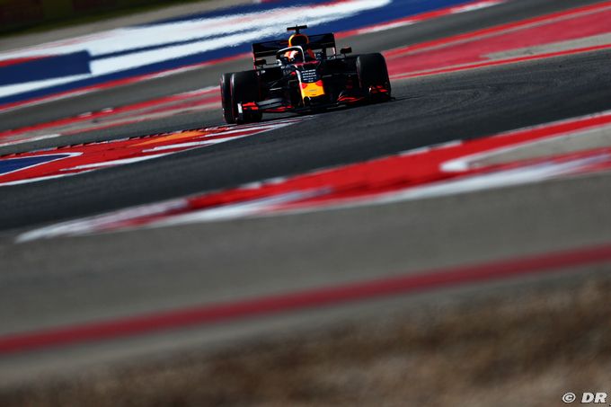 Verstappen a tout tenté pour passer (…)