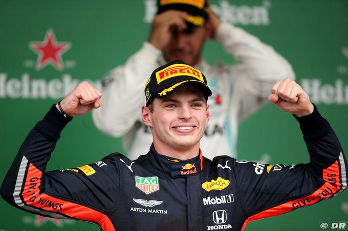 Verstappen ne se met pas la pression