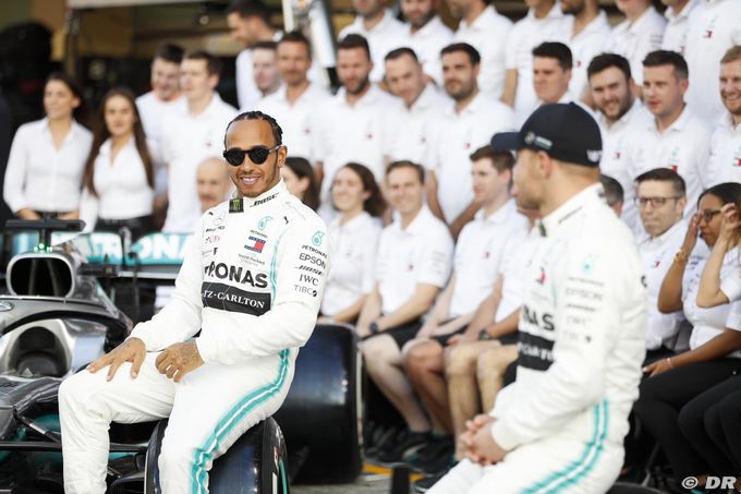 Le duo Hamilton-Bottas est sans (...)