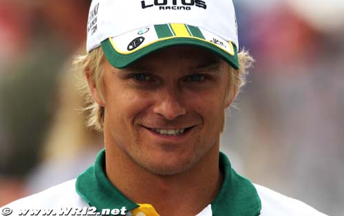 Kovalainen denies Briatore blocked (…)