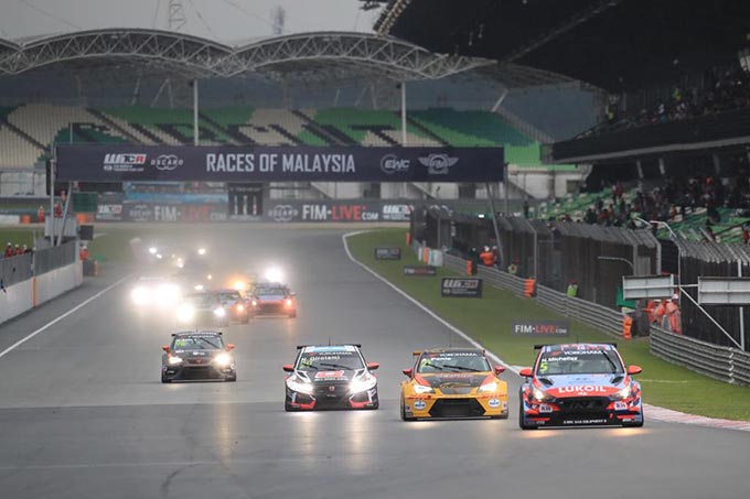 Malaysia, Race 1: Michelisz triumph (…)
