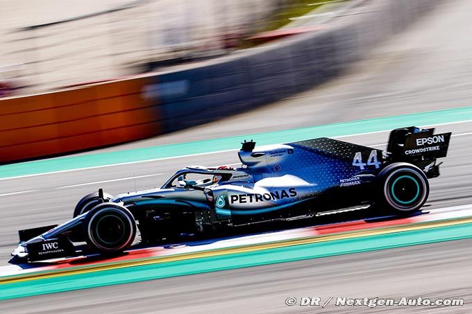 Mercedes unwilling to pay Hamilton (...)