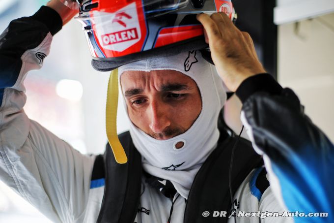 Kubica not closing door on F1 return