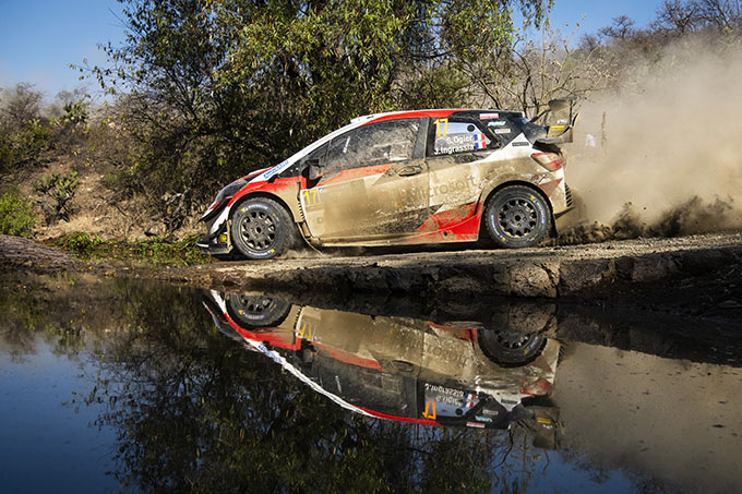 Rally Mexico, saturday: Ogier clinches