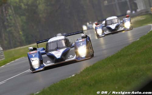 Les deux Peugeot 908 en première (…)