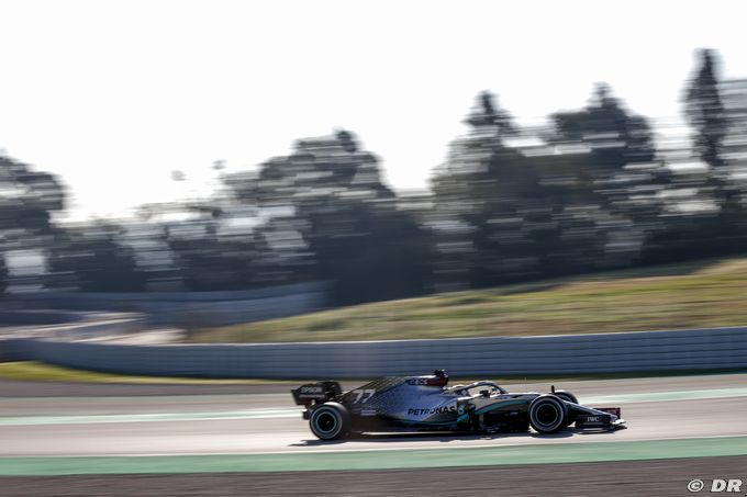 Mercedes F1 refuse le rôle de favori (…)