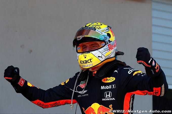 Verstappen hailed for not becoming (…)