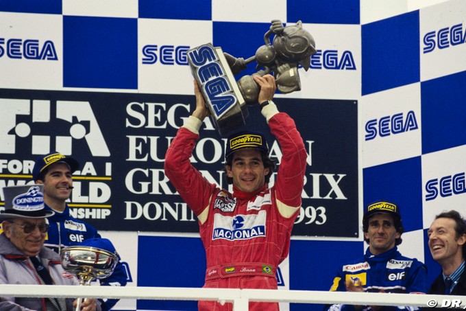Le trophée de Senna à Donington 93 (...)