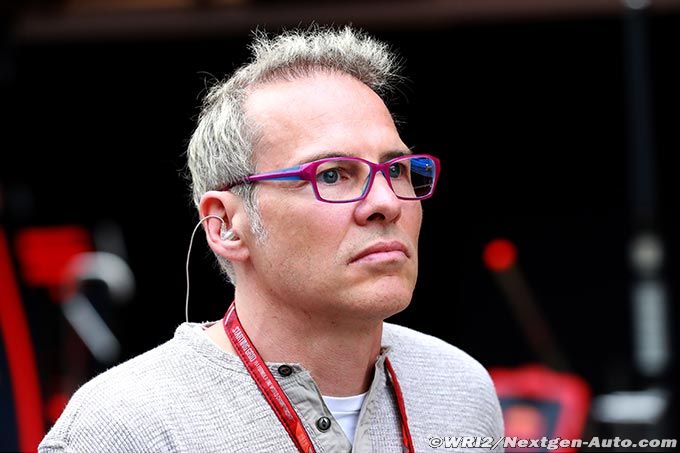 Villeneuve voit Mercedes F1 dominer (…)