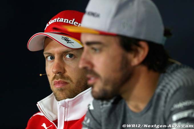 Vettel, Alonso eye 'pink Mercedes