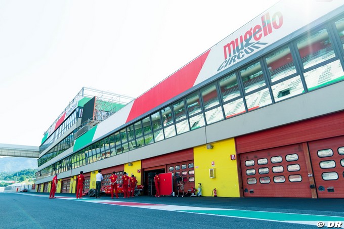 Binotto confirme que Ferrari discute (…)