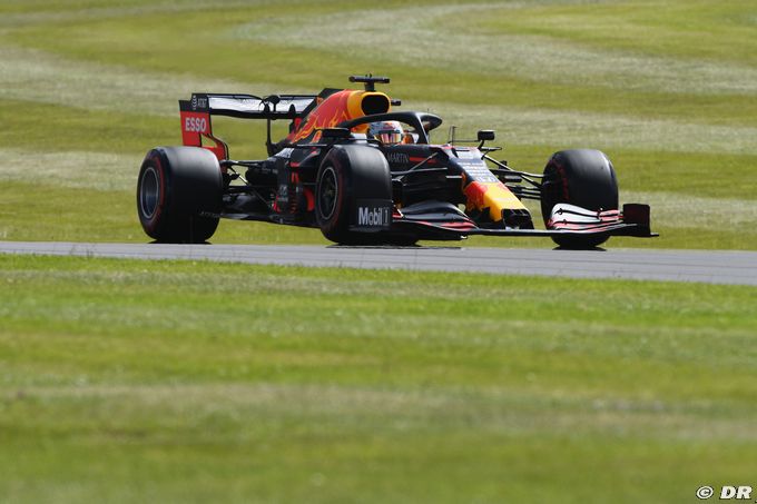 A cause des lignes droites, Verstappen