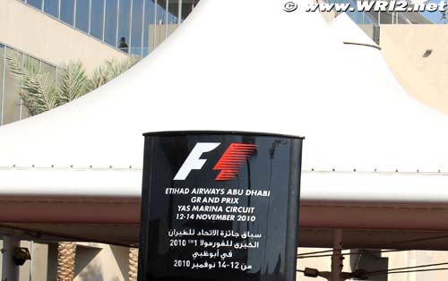 F1 track wet in Abu Dhabi desert!