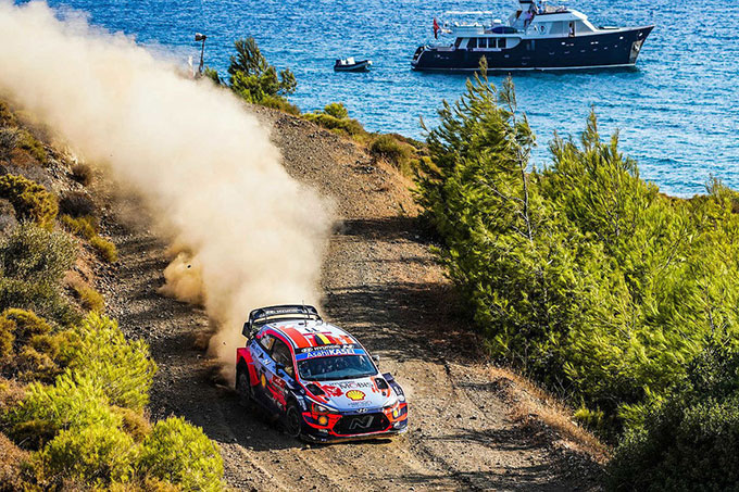 WRC Turquie, samedi : Neuville (…)