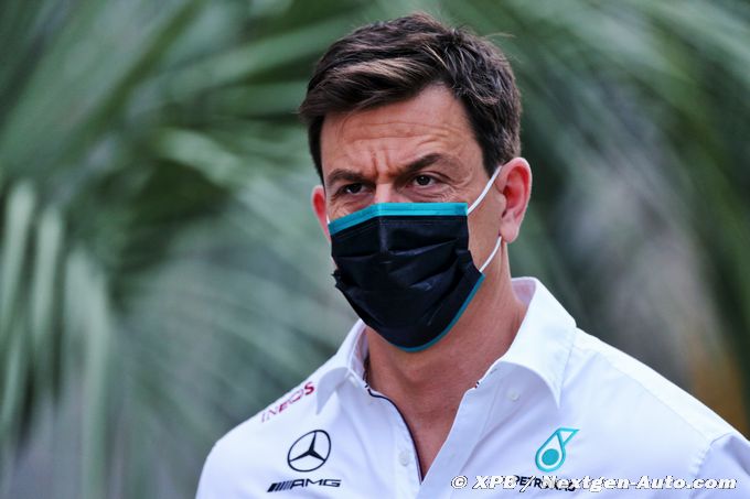 Wolff restera chez Mercedes F1 (…)