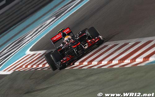 Abu Dhabi stewards keep Hamilton's