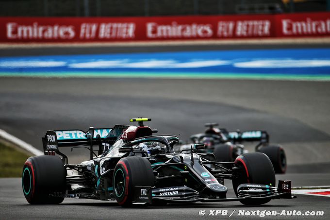 Pour Bottas, Mercedes soupçonne (…)