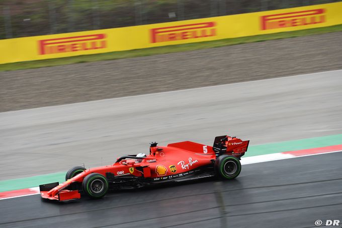 Vettel to remain 'Ferrari (...)