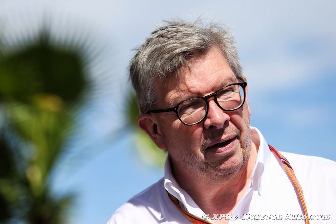 F1 to keep two-day race format (...)