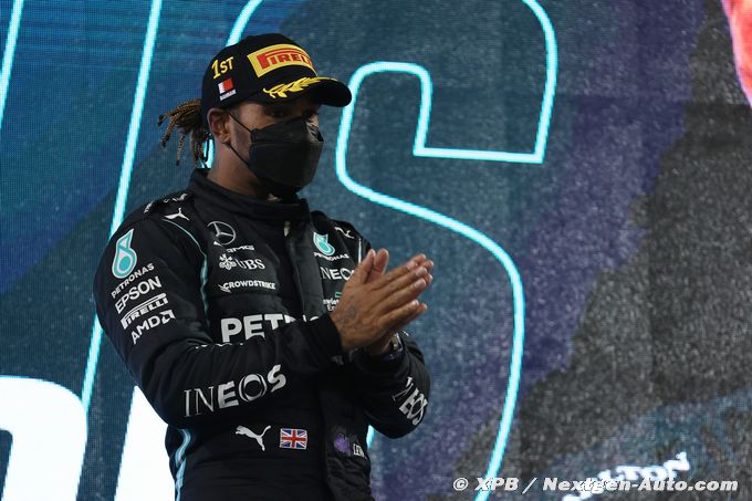 Hamilton : Rejoindre Mercedes F1 (…)