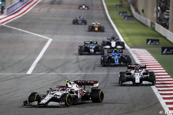 Williams, Alfa Romeo turn focus to 2022