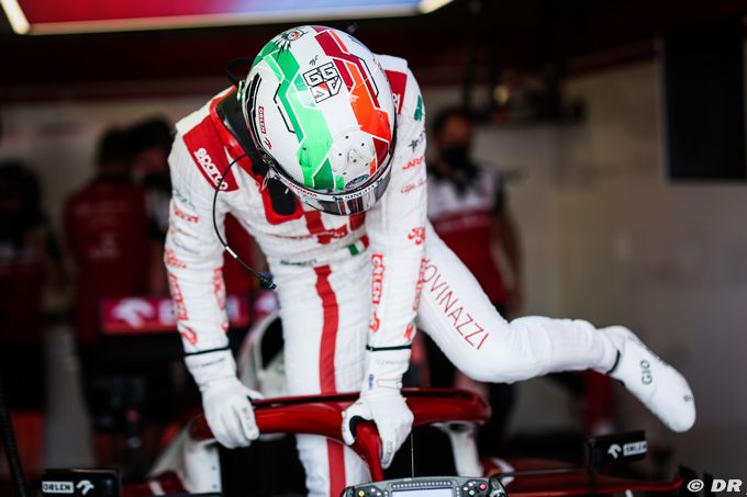 Giovinazzi admits Alfa Romeo future (…)