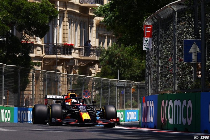 Baku, FP1: Verstappen quickest in (…)