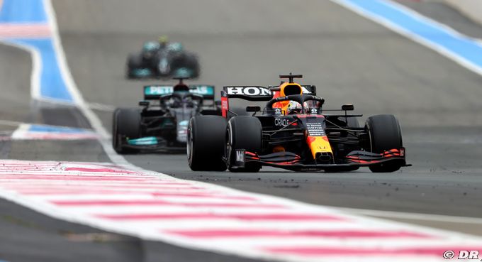 Selon Mercedes F1, Red Bull est (…)