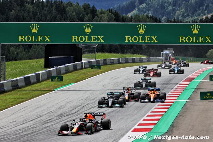 Verstappen takes dominant win in Styria