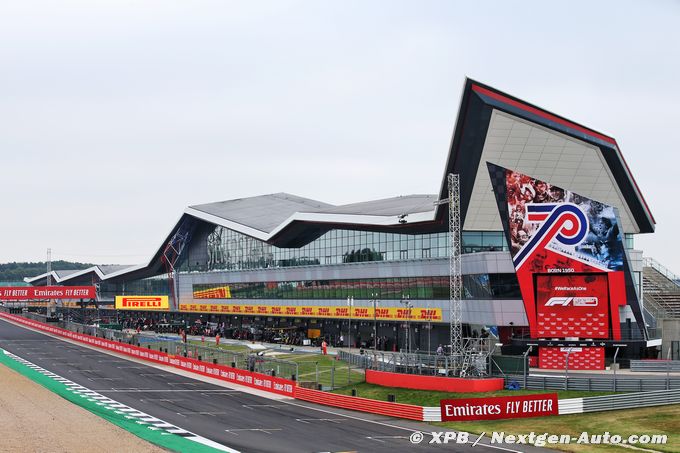 Silverstone se tient prêt à tenir (…)