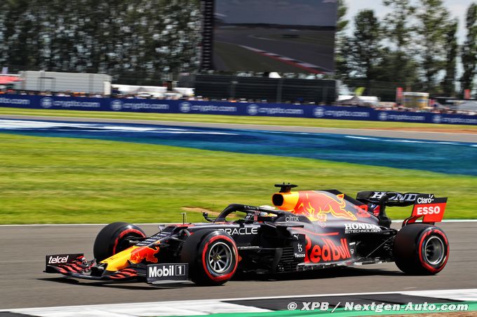 Battu par Hamilton, Verstappen vise (…)