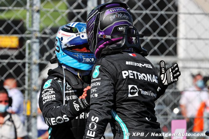 Bottas : Les gens qui huent Hamilton (…)