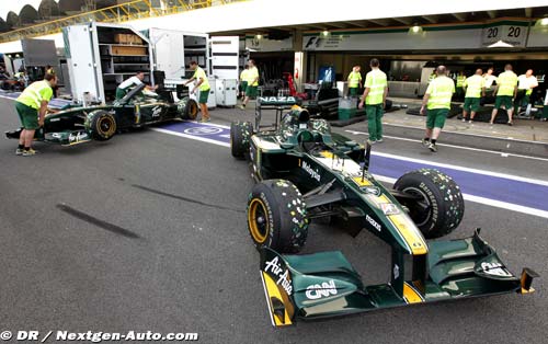 Team Lotus to consider keeping green (…)