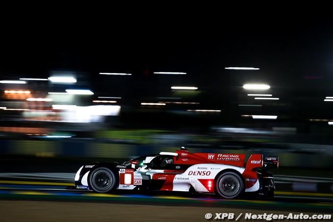 24H du Mans 2021, 12e heure : Toyota (…)