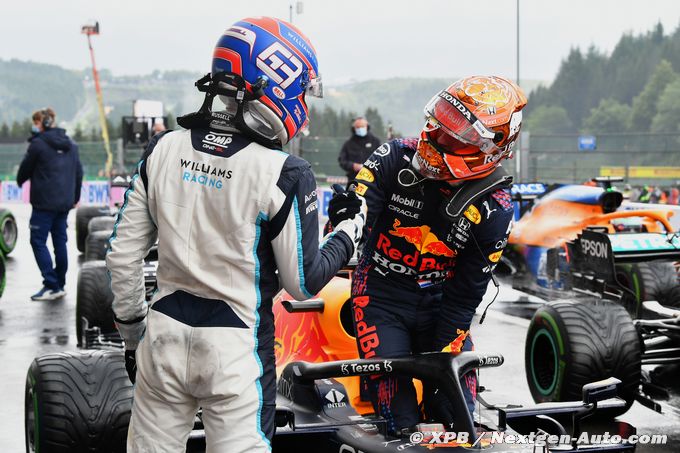 Verstappen claims pole in Belgium (...)