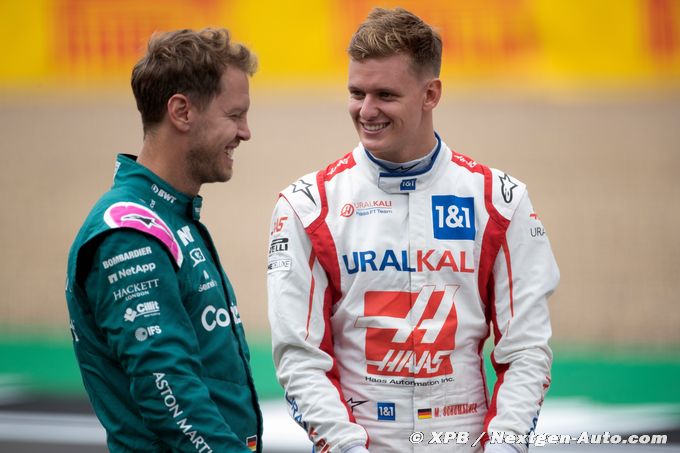 Vettel voit en Schumacher un moteur pour